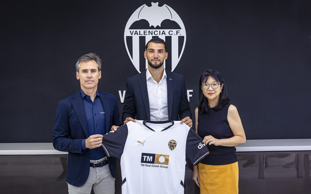 ¡Se acabó el culebrón! El Valencia CF anuncia la incorporación de Rafa Mir