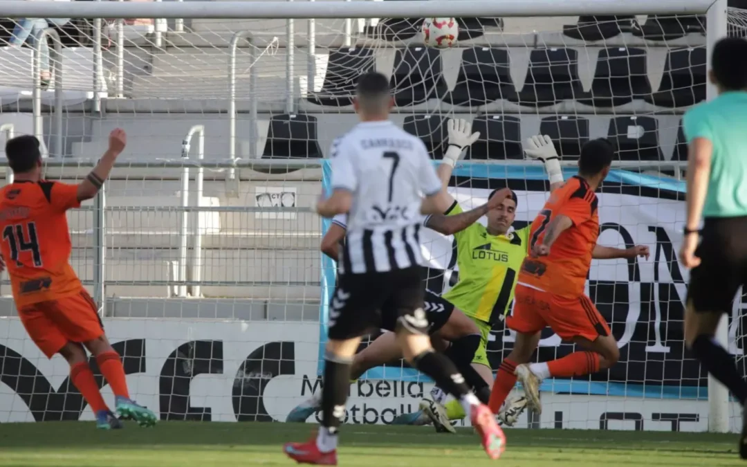 RB Linense 0-2 Xerez CD: La Balona ya prepara su ataúd.