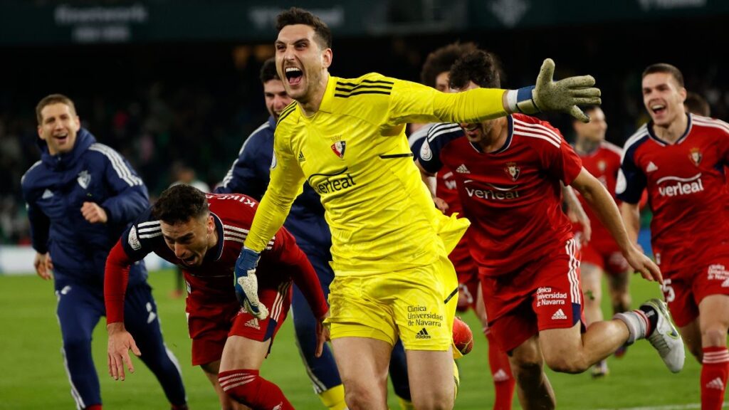 Sergio Herrera celebrando la victoria. EFE