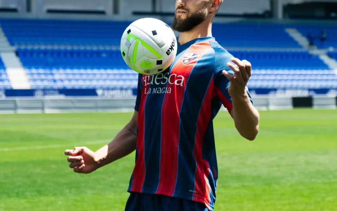 Jorge Pulido guía a la SD Huesca ante la SD Tarazona