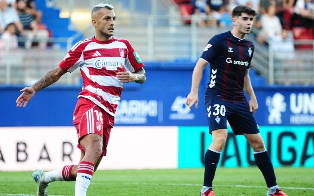 Stoichkov llega al Deportivo tras un intercambio por Bouldini