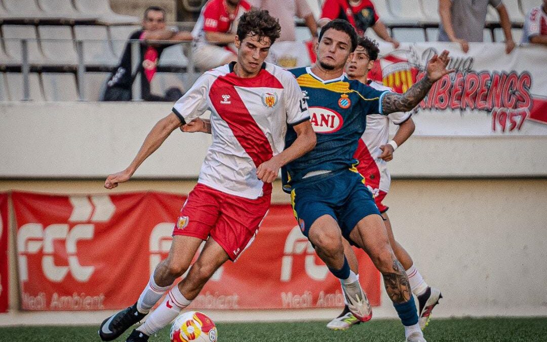 C.E. L’Hospitalet 3-4 Espanyol B: festival de goles y patadas en pretemporada