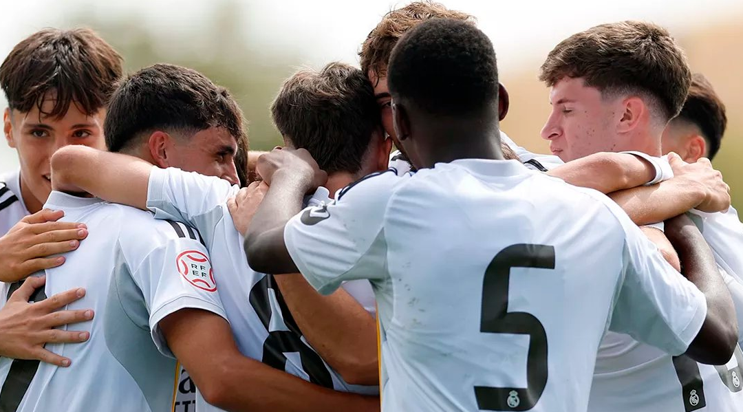 Remontada épica del Juvenil A en su debut europeo