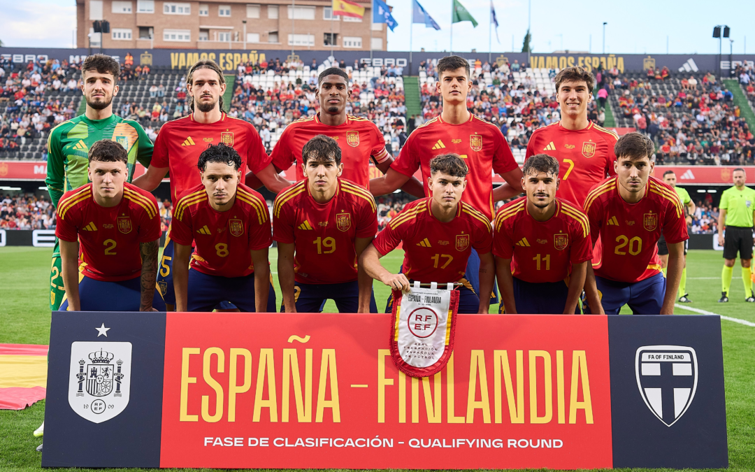 Gonzalo lidera la remontada y España sub21 ya es líder