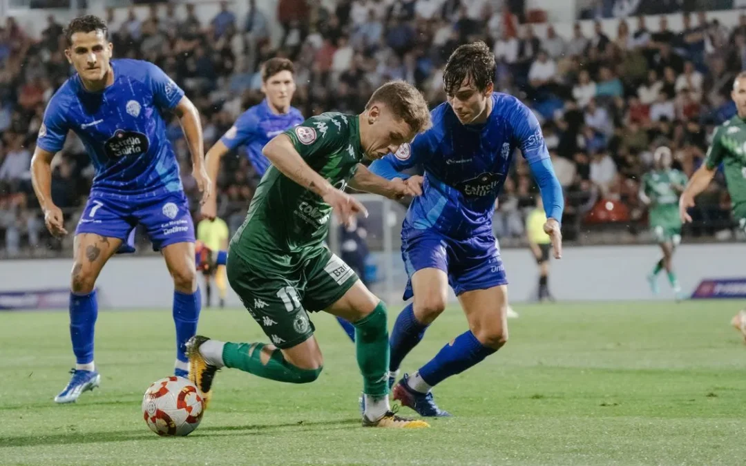 Pelea por salir a la superficie en el Espiñedo: derbi ourensano en 1RFEF