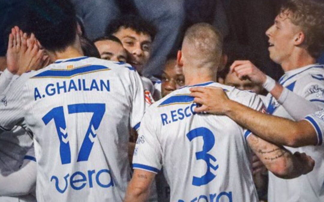 Los hermanos Cano dan la victoria a un Europa intratable en el Nou Sardenya (2-0)