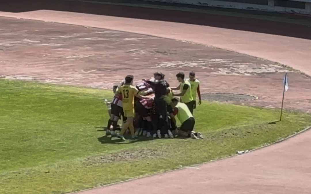 El Atlético Arteixo asalta al Compostela con una victoria histórica (0-2)
